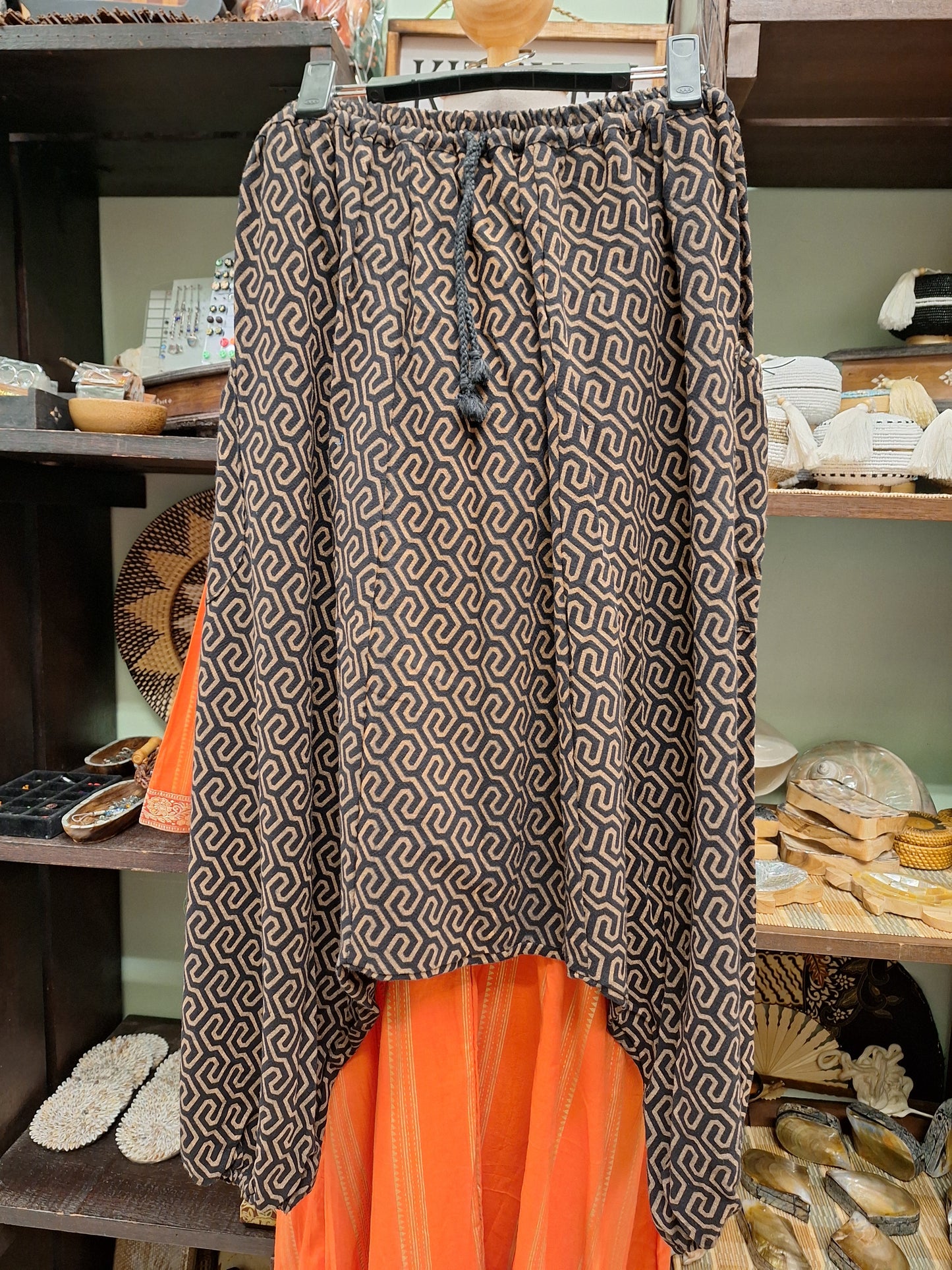 Printed aladdin pnts