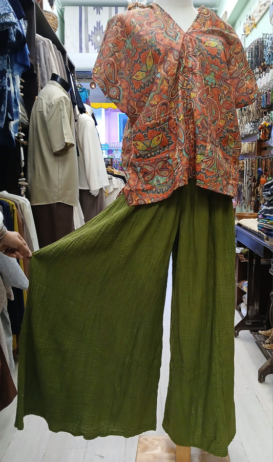Wide leg pants