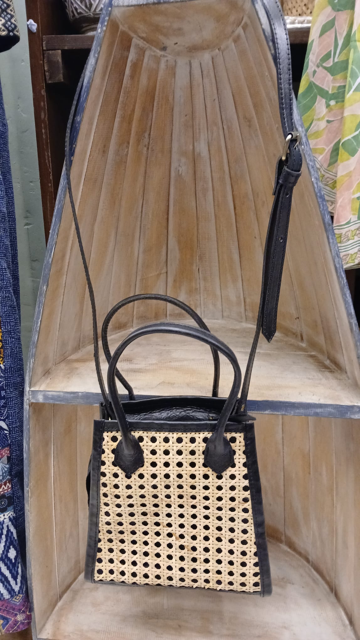 Rattan sling leather