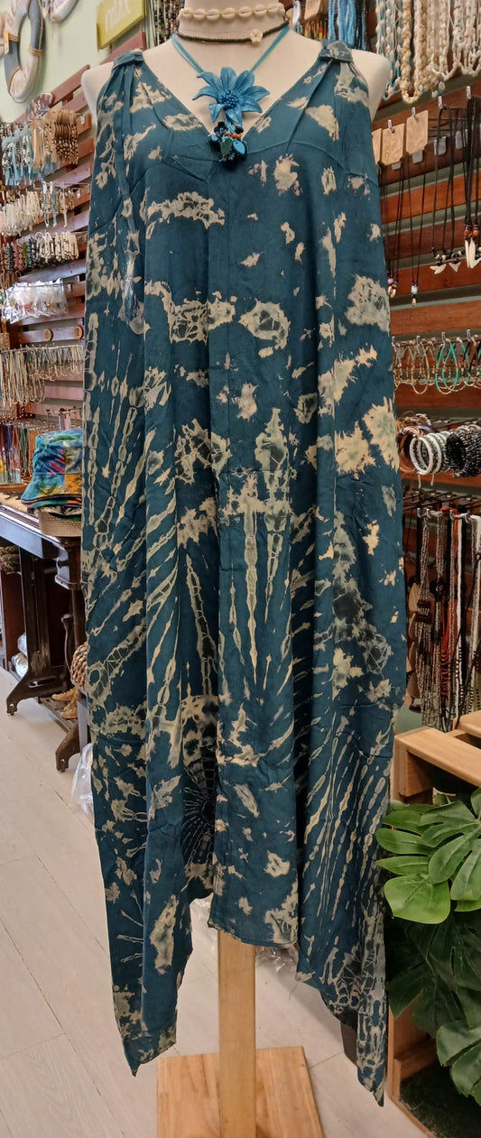 Sleeveless long dress