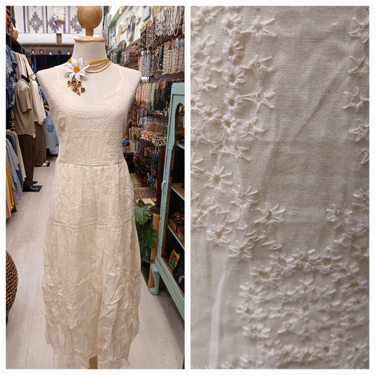 Spag eyelet dress
